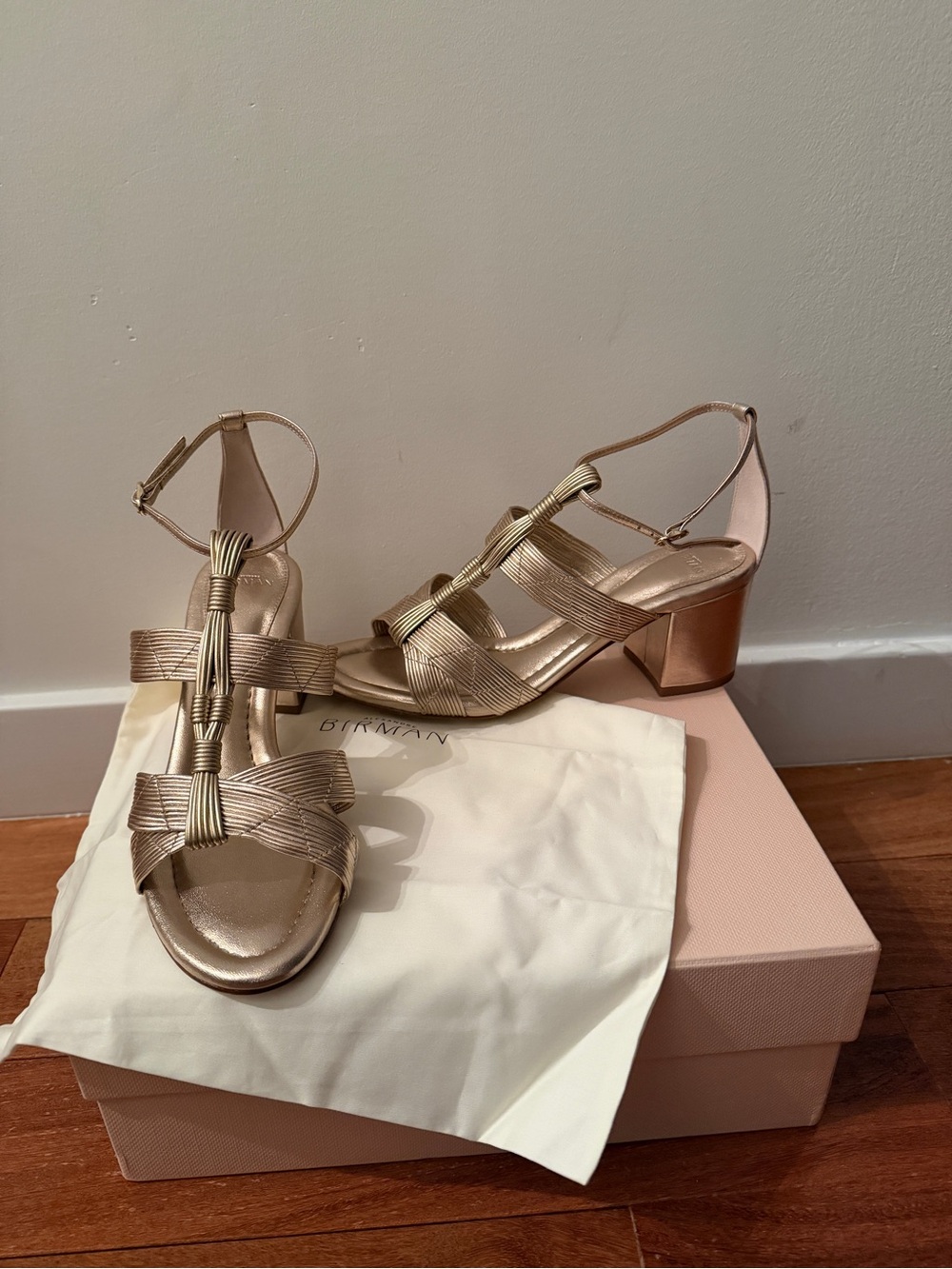 Alexandre Birman Olga 60 Metallic Gold Strappy Block Heel Sandals New in Box